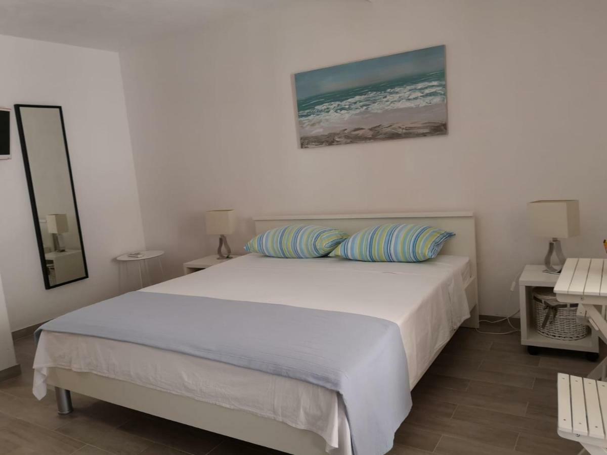 Apartments Pina Bol Dış mekan fotoğraf